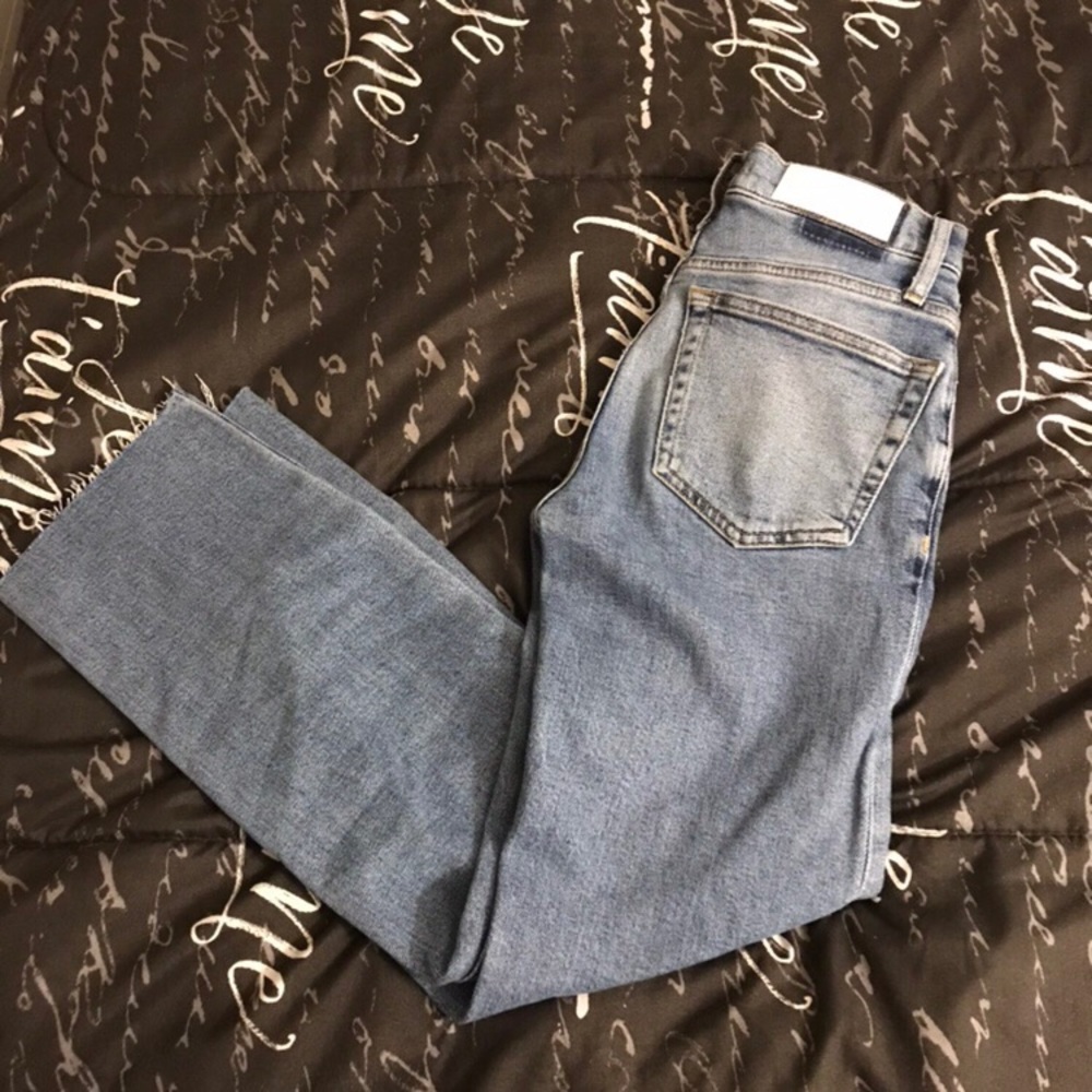 RESERVED! DO NOT BUY! Re/Done Stovepipe Jeans